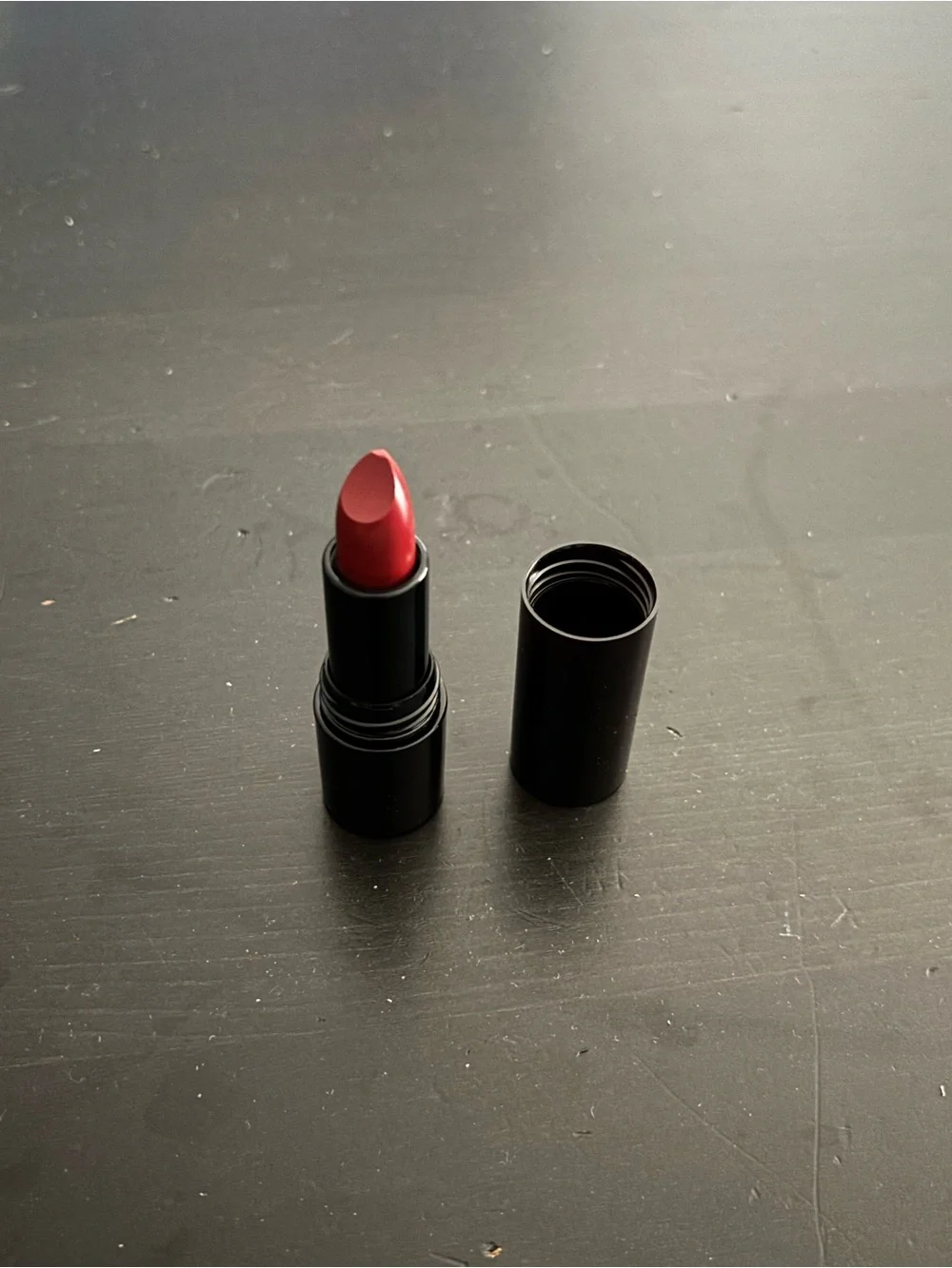 Creamy Red Lipstick — Bold Everyday Color Crimson